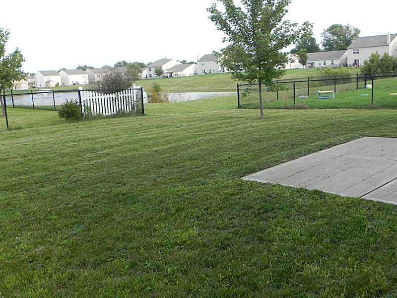 5745 Outer Bank Road Indianapolis, IN 46239 - Photo 4 of 24 Gallery Image 4