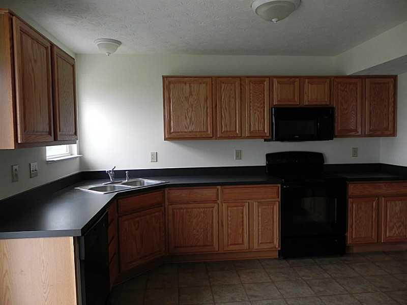 5745 Outer Bank Road Indianapolis, IN 46239 - Photo 6 of 24 Gallery Image 6