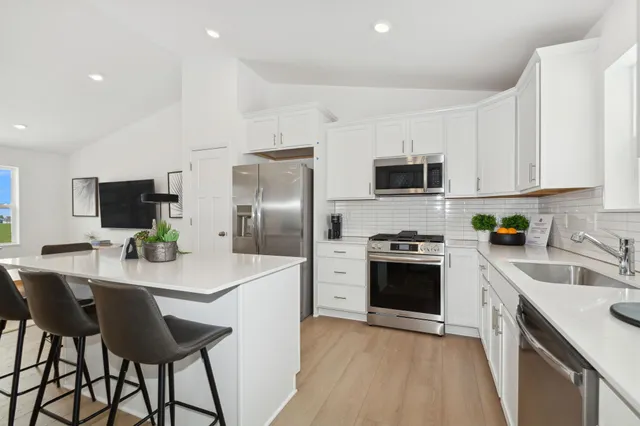 $419,985 | 829 Erickson Lane, Buffalo, MN 55313