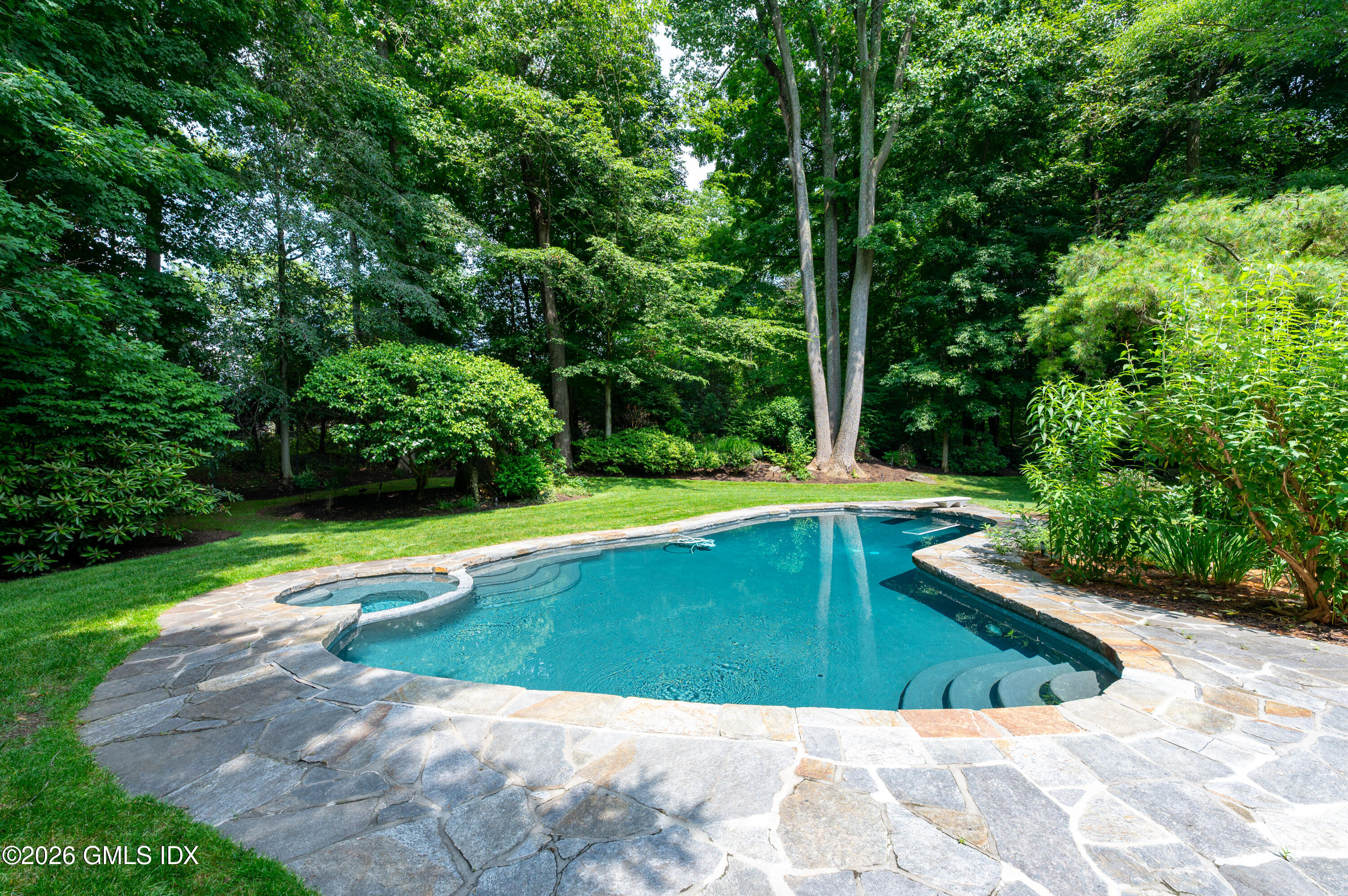 108 Perkins Road Greenwich, CT 06830 - Photo 6 of 39 6