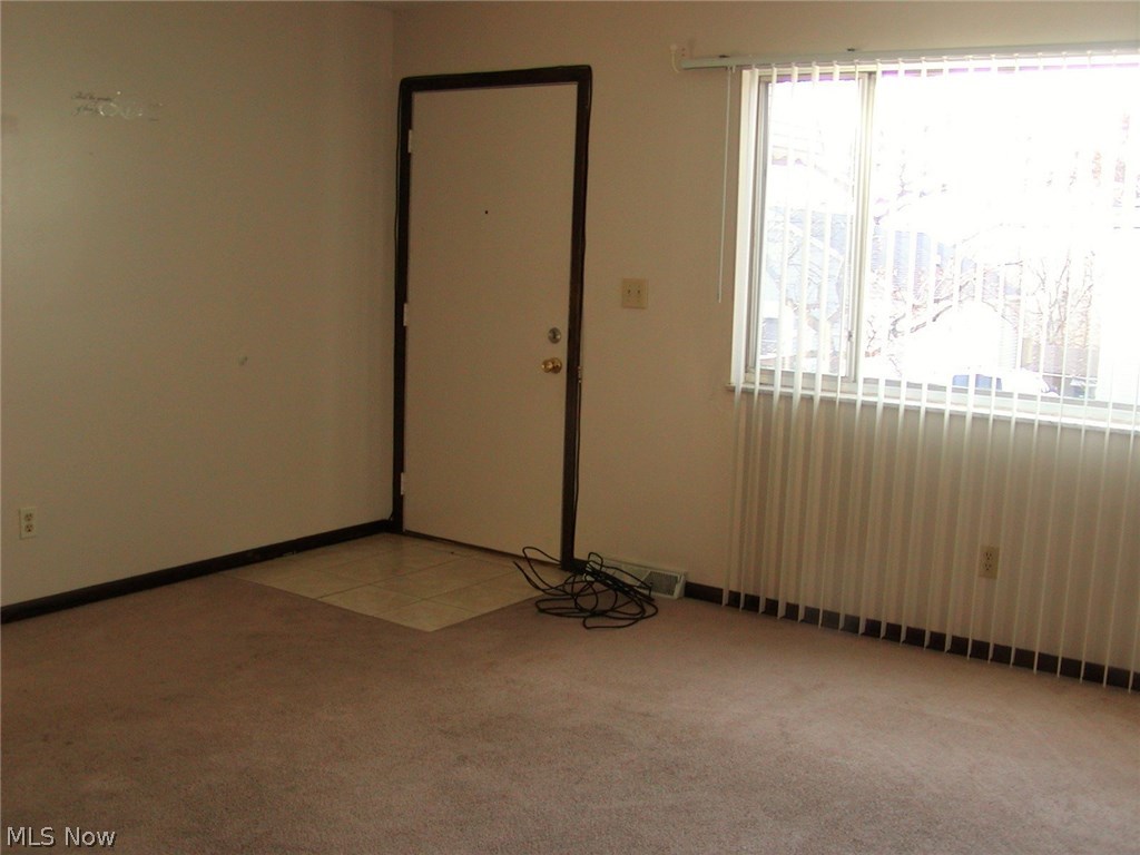 509 Gibbs Road Akron, OH 44312 - Photo 3 of 19 Gallery Image 3