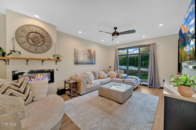 $749,000 | 1505 Strawberry Lane, Johnson City, TN 37604