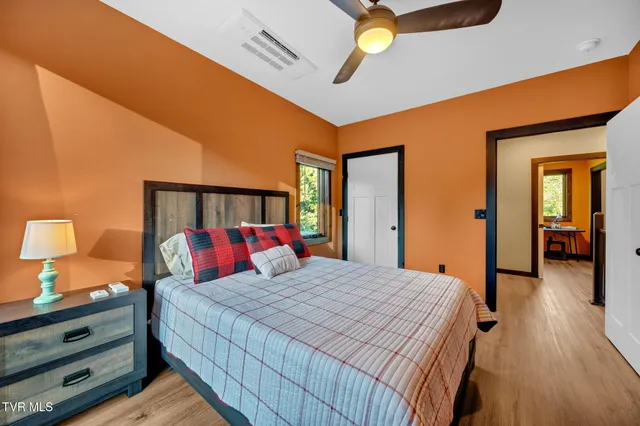 $749,000 | 1505 Strawberry Lane, Johnson City, TN 37604