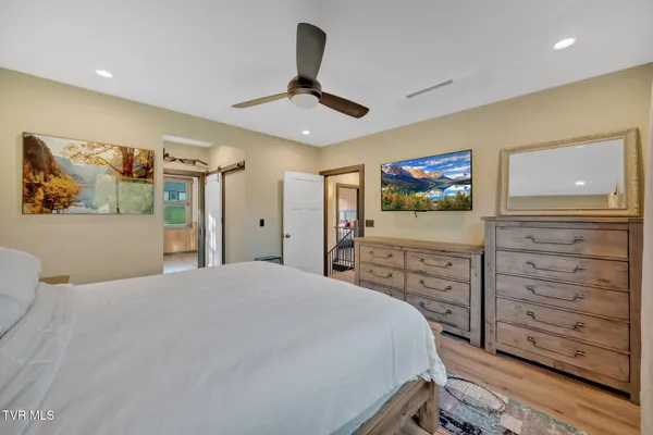 $699,900 | 1505 Strawberry Lane, Johnson City, TN 37604