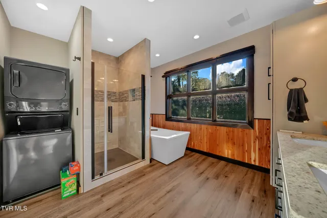 $749,000 | 1505 Strawberry Lane, Johnson City, TN 37604