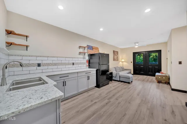 $749,000 | 1505 Strawberry Lane, Johnson City, TN 37604