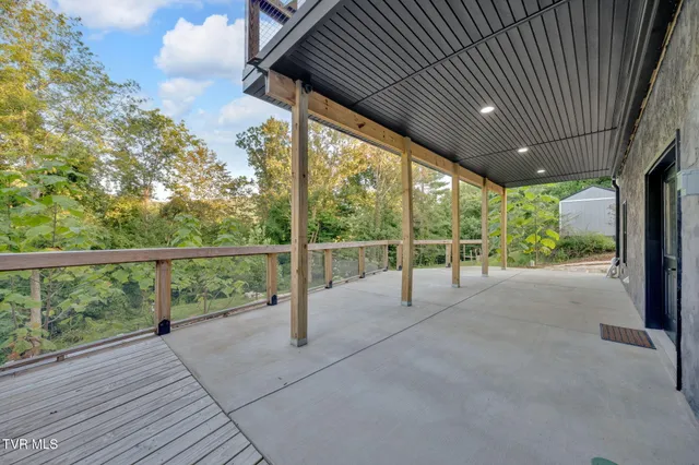 $749,000 | 1505 Strawberry Lane, Johnson City, TN 37604