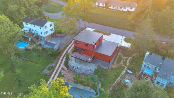 $699,900 | 1505 Strawberry Lane, Johnson City, TN 37604