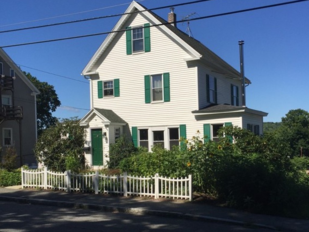136 North Street Ware, MA 01082 - Photo 3 of 22 Gallery Image 3