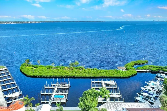 $225,000 | 9599 Halyards Court, Unit 13, Fort Myers, FL 33919