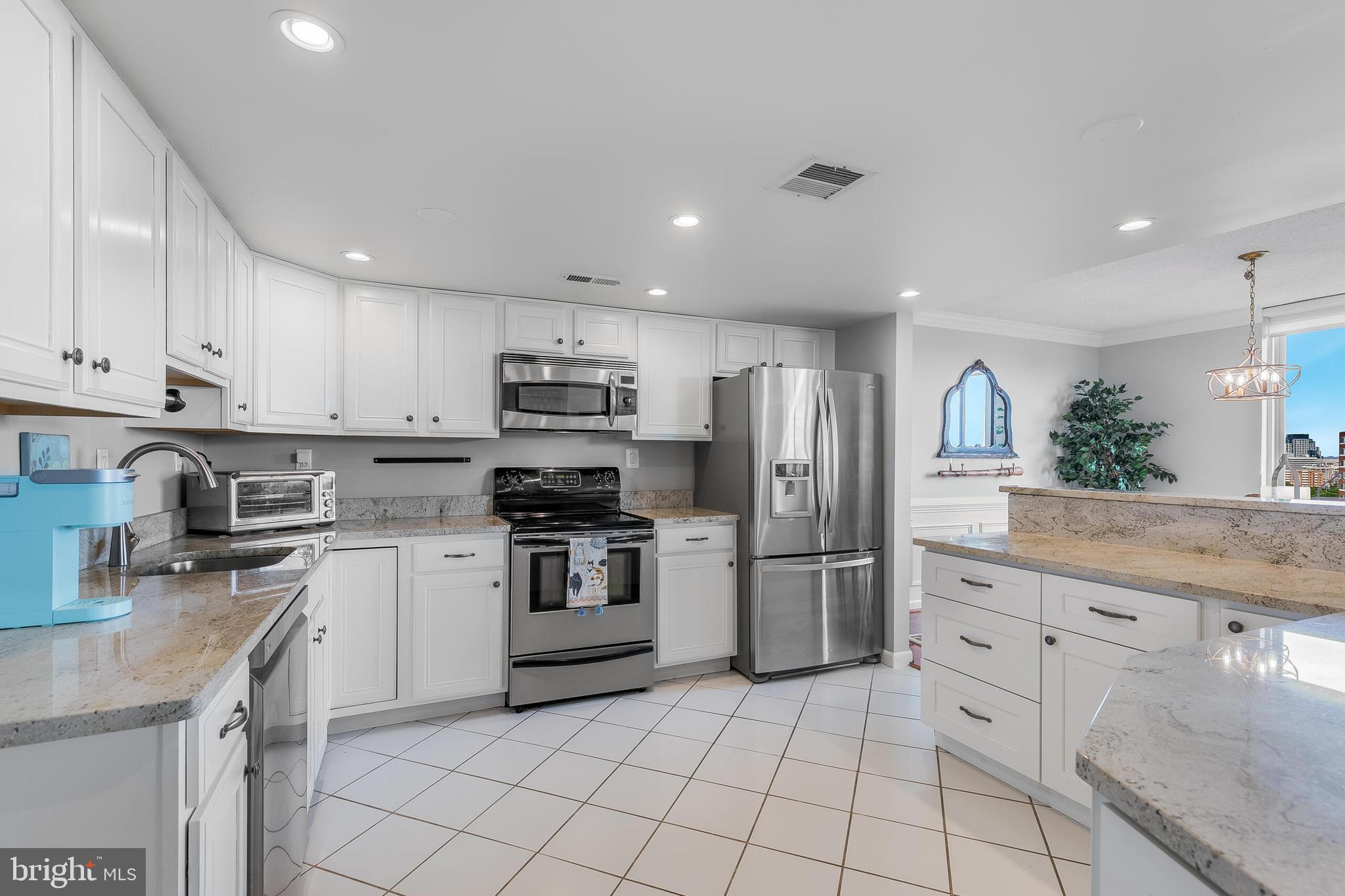1515 South Arlington Ridge Road, Unit 702 Arlington, VA 22202 - Photo 13 of 51