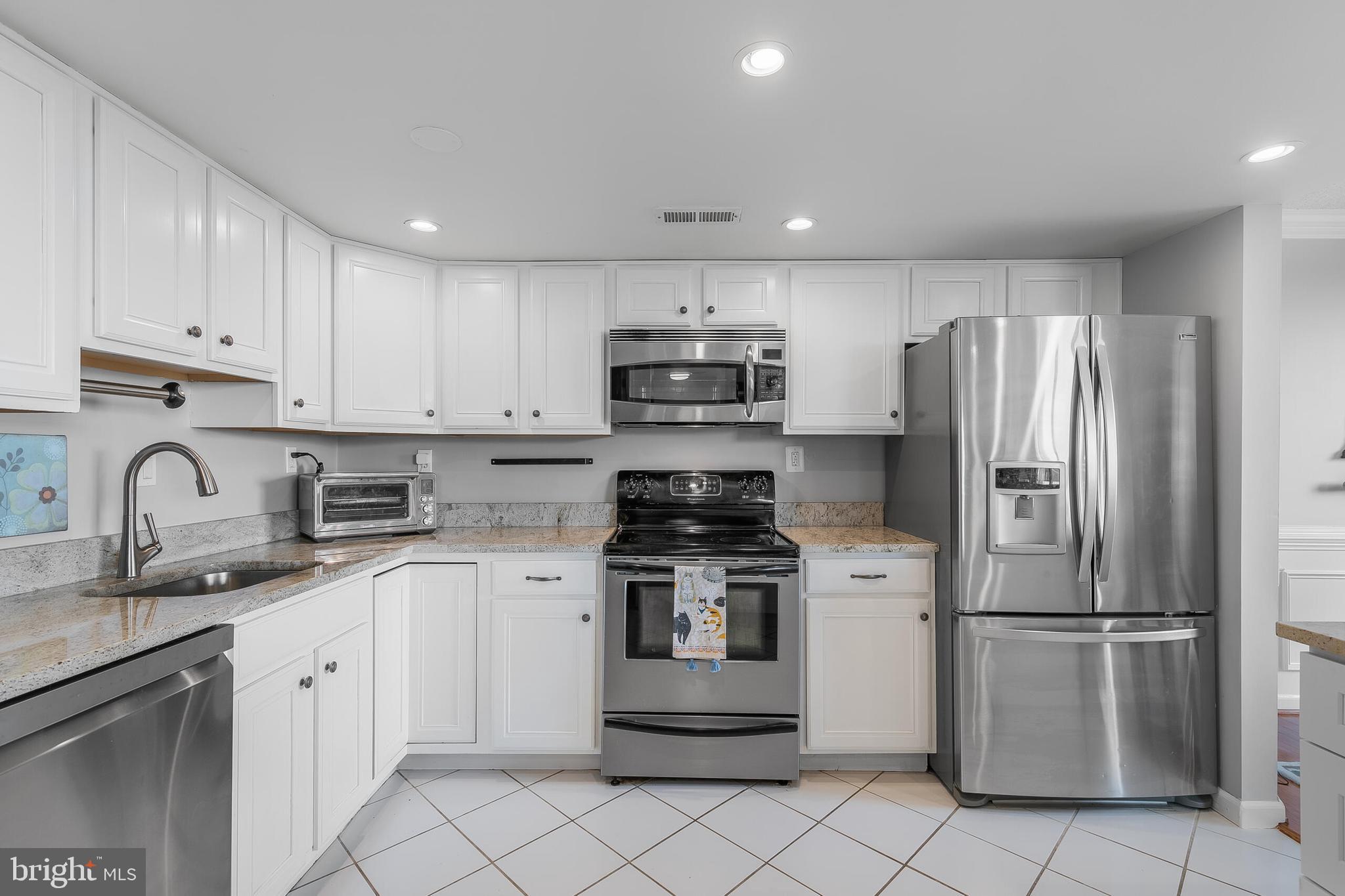 1515 South Arlington Ridge Road, Unit 702 Arlington, VA 22202 - Photo 15 of 51