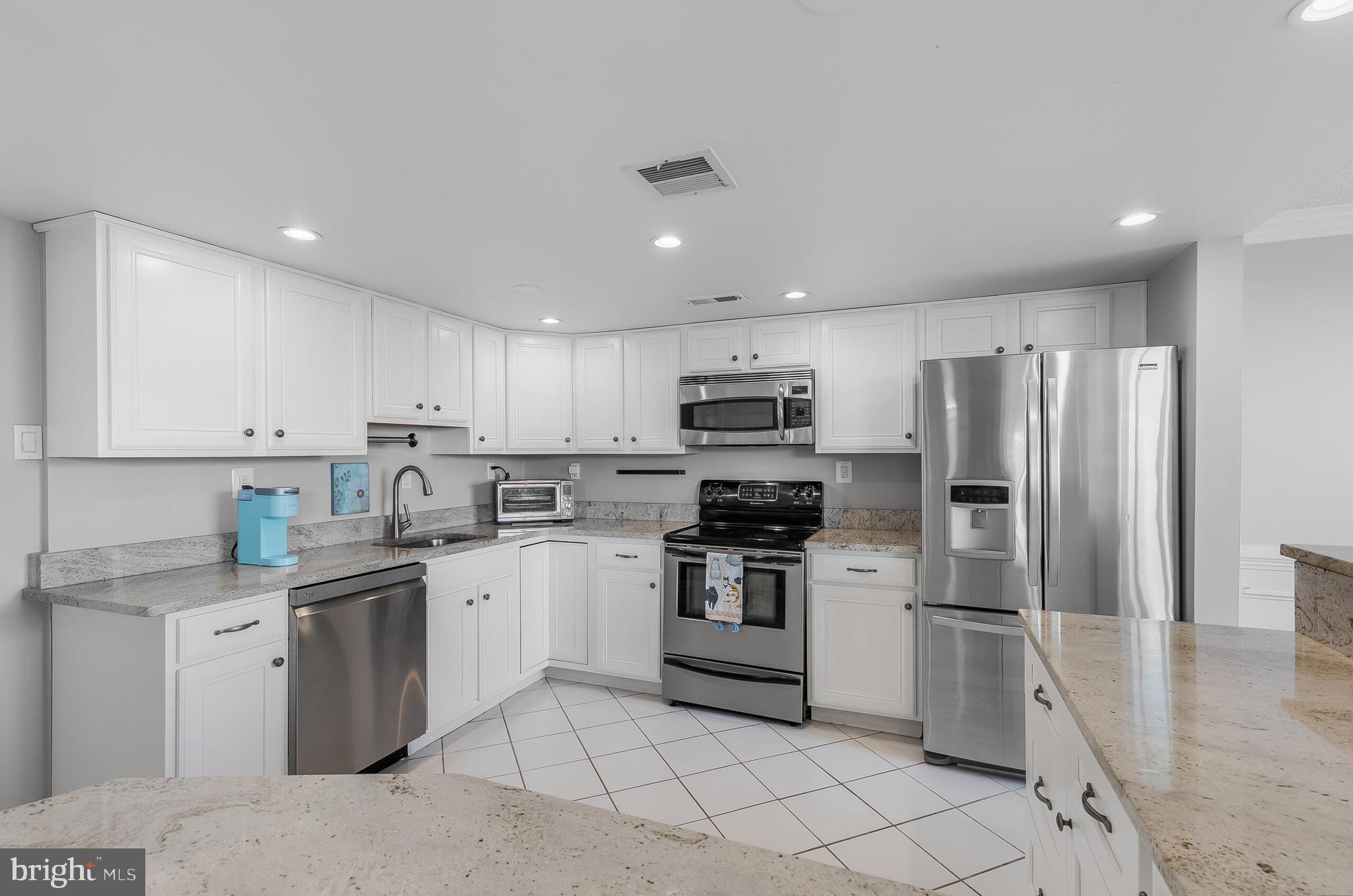 1515 South Arlington Ridge Road, Unit 702 Arlington, VA 22202 - Photo 9 of 51