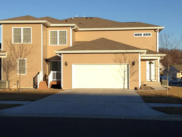 $1,595 | 726 Redwood Street, Onalaska, WI 54650