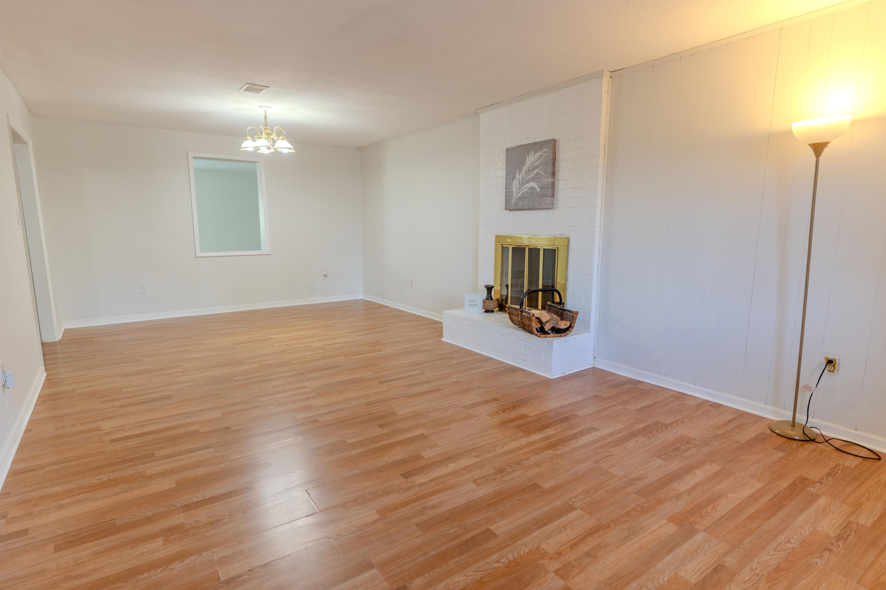 3406 Pine Hill Road Hephzibah, GA 30815 - Photo 5 of 30 Living & Dining Room