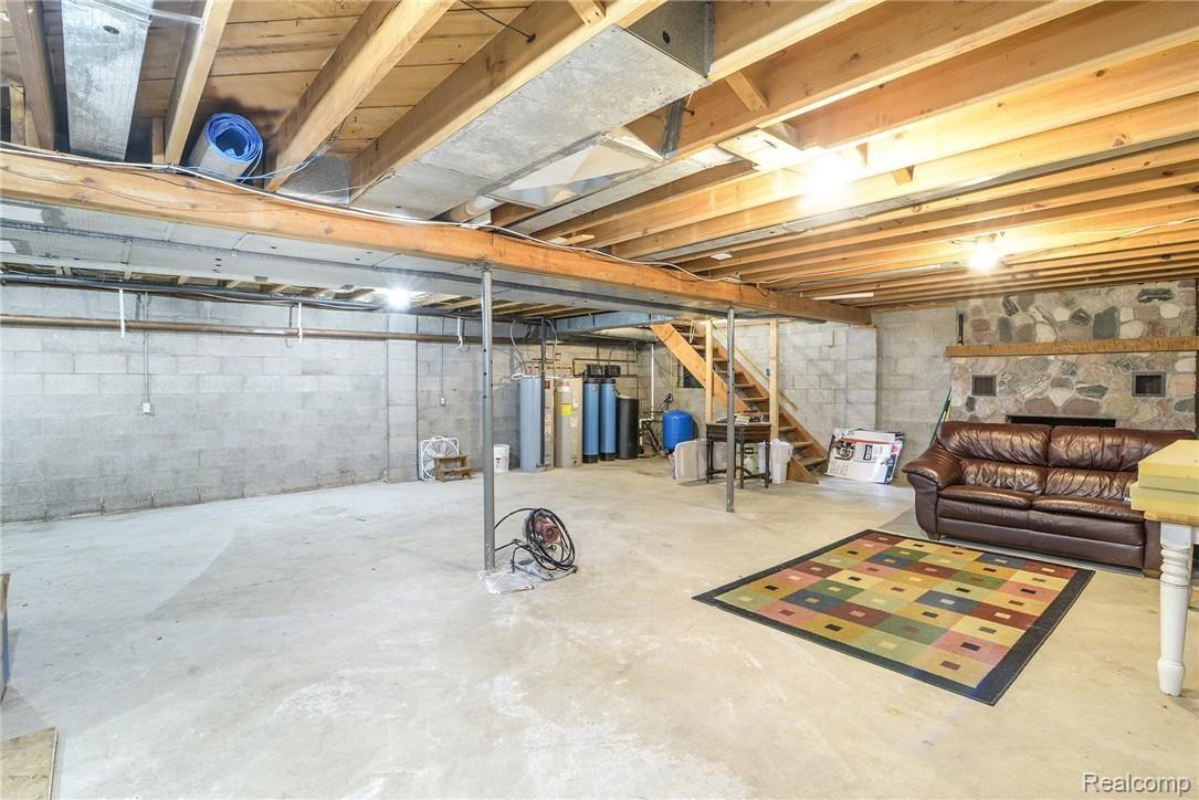 10700 Van Buren Road Fowlerville, MI 48836 - Photo 25 of 31 Basement