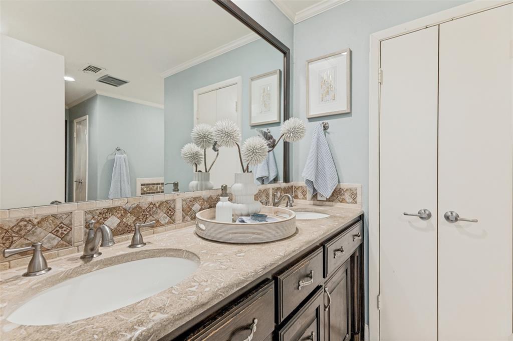 6 Crosslands Road Benbrook, TX 76132 - Photo 20 of 39 Gallery Image 20