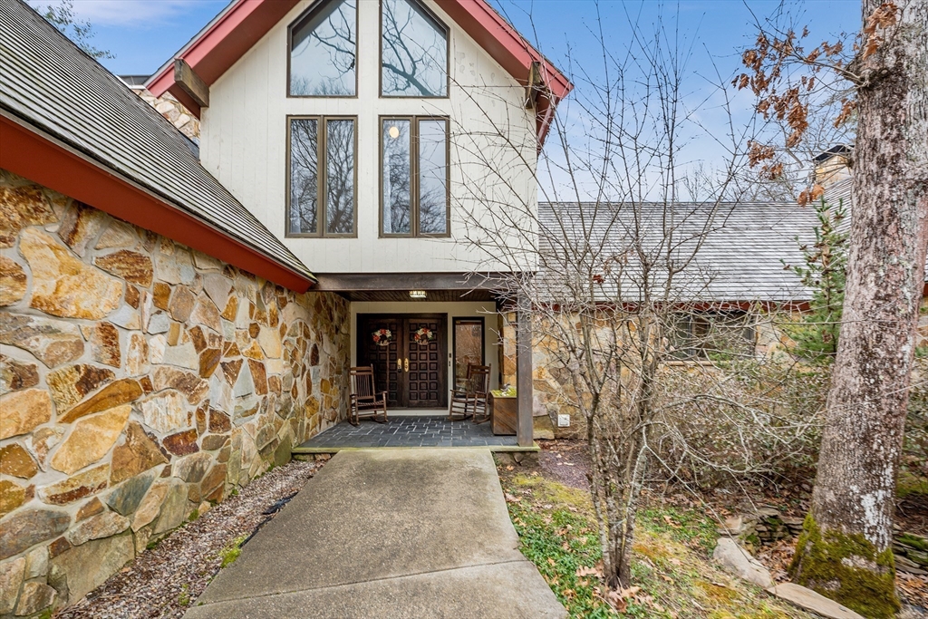 78 Lowell Road Pembroke, MA 02359 - Photo 2 of 42 Gallery Image 2