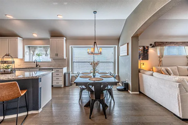 $369,999 | 2504 Doe Run, Weatherford, TX 76087