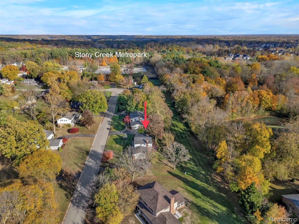 334 Beechview Drive Rochester, MI 48306 - Photo 48 of 52 Gallery Image 48