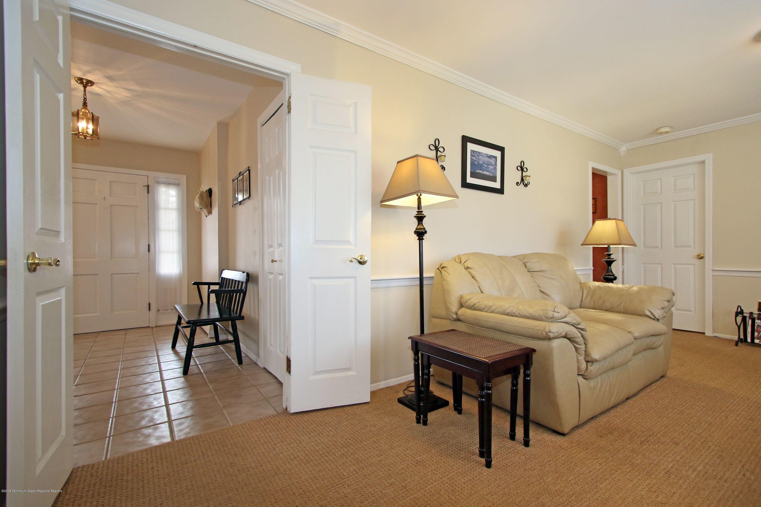29 Buttonwood Road Middletown, NJ 07748 - Photo 8 of 35 Entry to family room or in-law suite