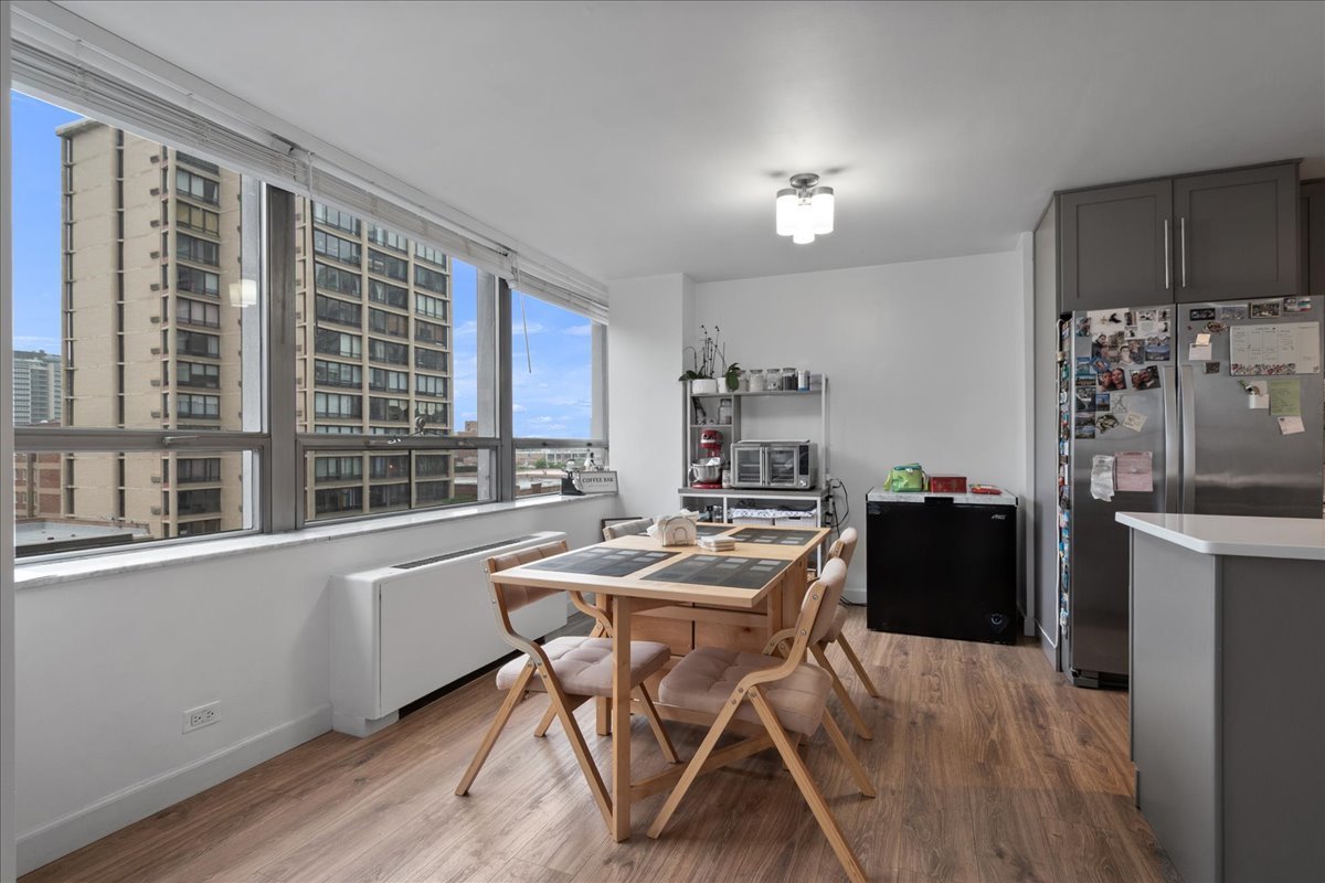 5701 North Sheridan Road, Unit 7A Chicago, IL 60660 - Photo 4 of 20 Gallery Image 4