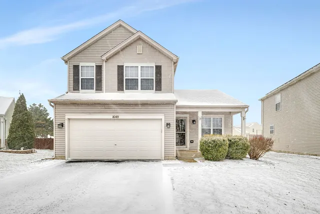 $330,000 | 1640 Clover Court, Romeoville, IL 60446
