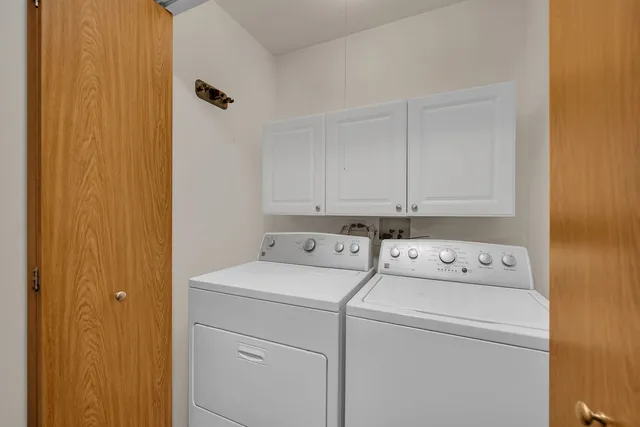 $330,000 | 1640 Clover Court, Romeoville, IL 60446