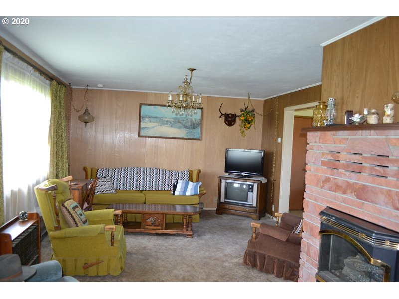 310 Rosewell Street Lostine, OR 97857 - Photo 2 of 12