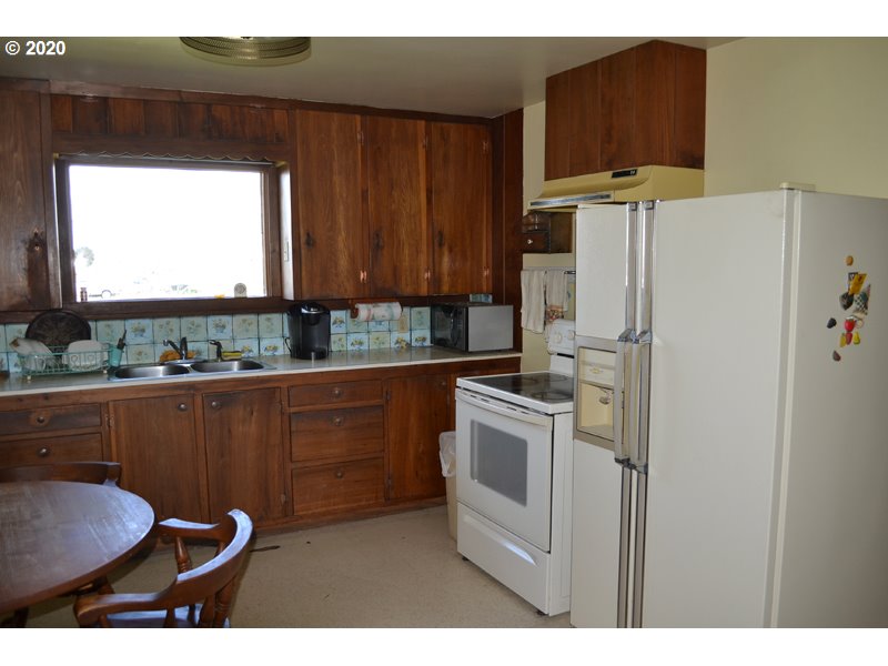 310 Rosewell Street Lostine, OR 97857 - Photo 4 of 12