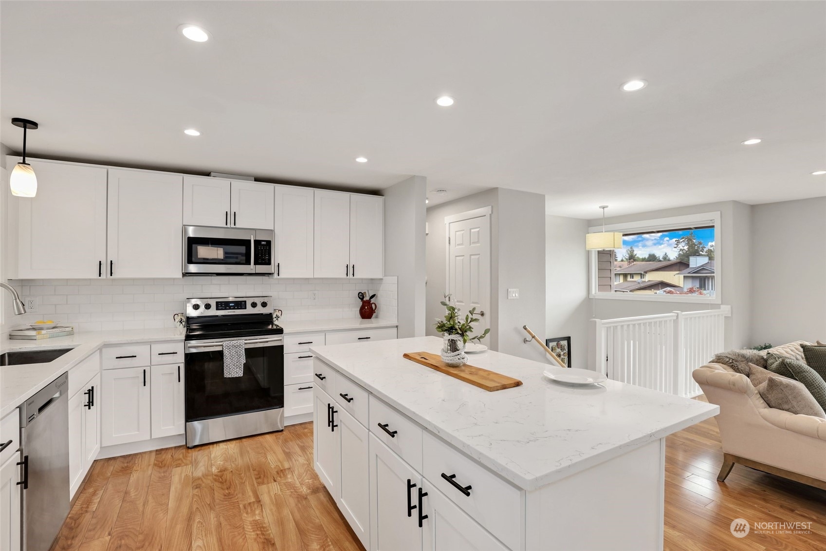 1652 Index Avenue Southeast Renton, WA 98058 - Photo 12 of 40 Gallery Image 12
