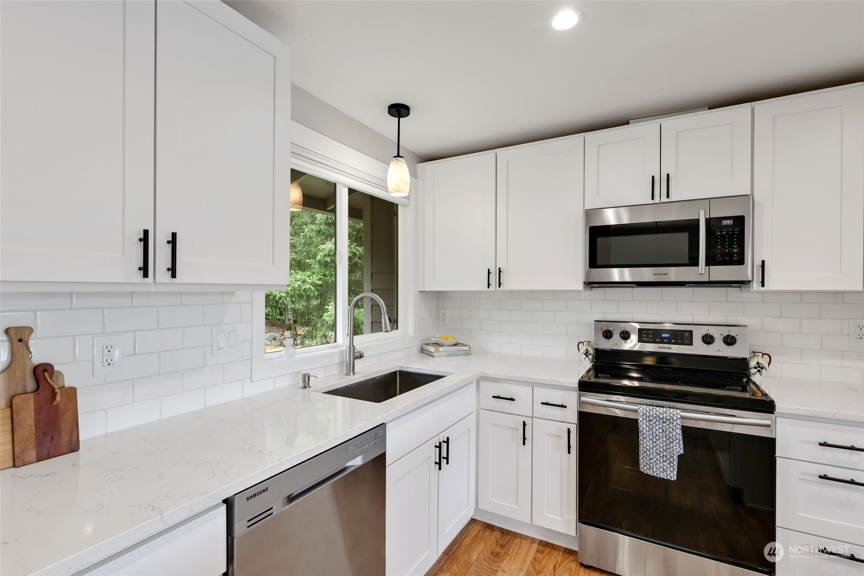 1652 Index Avenue Southeast Renton, WA 98058 - Photo 13 of 40 Gallery Image 13