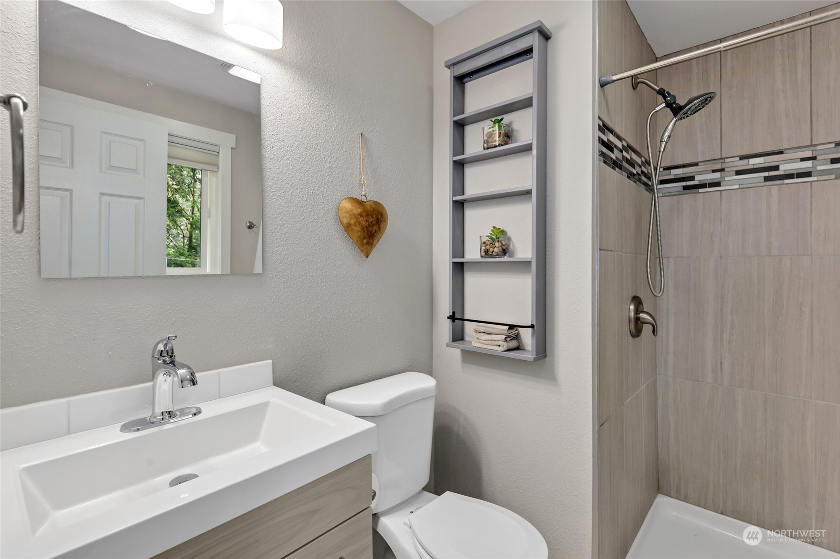 1652 Index Avenue Southeast Renton, WA 98058 - Photo 21 of 40 Gallery Image 21