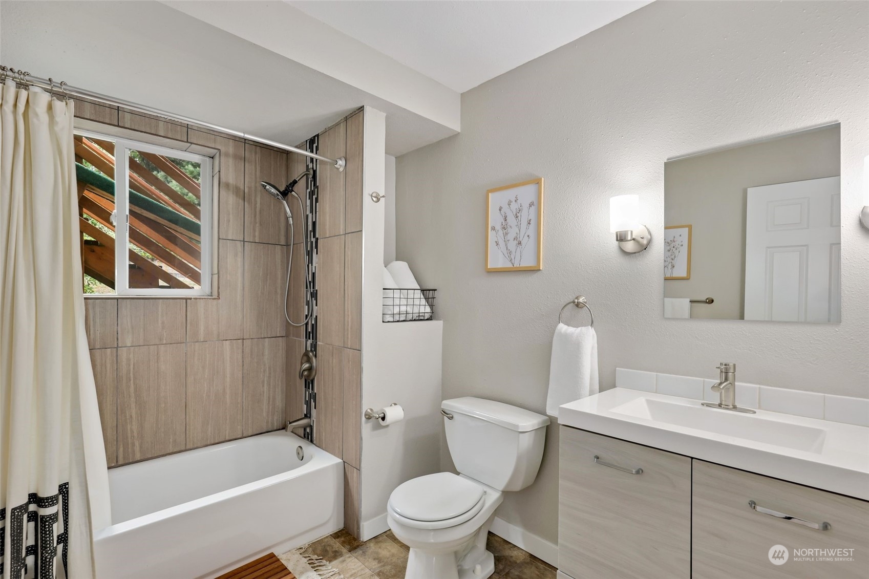 1652 Index Avenue Southeast Renton, WA 98058 - Photo 32 of 40 Gallery Image 32