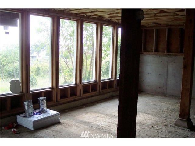 6815 Totem Beach Loop Road Marysville, WA 98271 - Photo 14 of 17 Gallery Image 14
