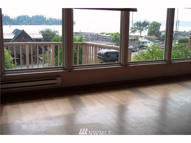 6815 Totem Beach Loop Road Marysville, WA 98271 - Photo 3 of 17 Gallery Image 3