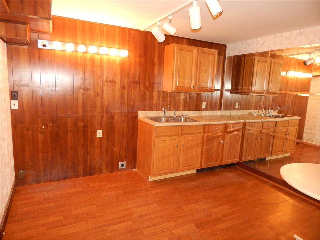 702 West Evergreen Road Evansville, IN 47710 - Photo 15 of 21 Gallery Image 15