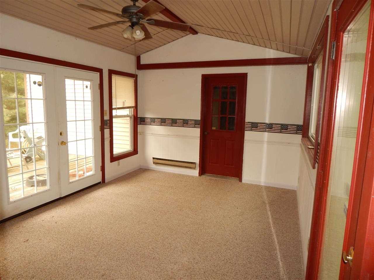 702 West Evergreen Road Evansville, IN 47710 - Photo 16 of 21 Gallery Image 16