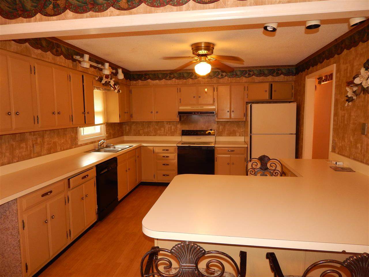 702 West Evergreen Road Evansville, IN 47710 - Photo 3 of 21 Gallery Image 3
