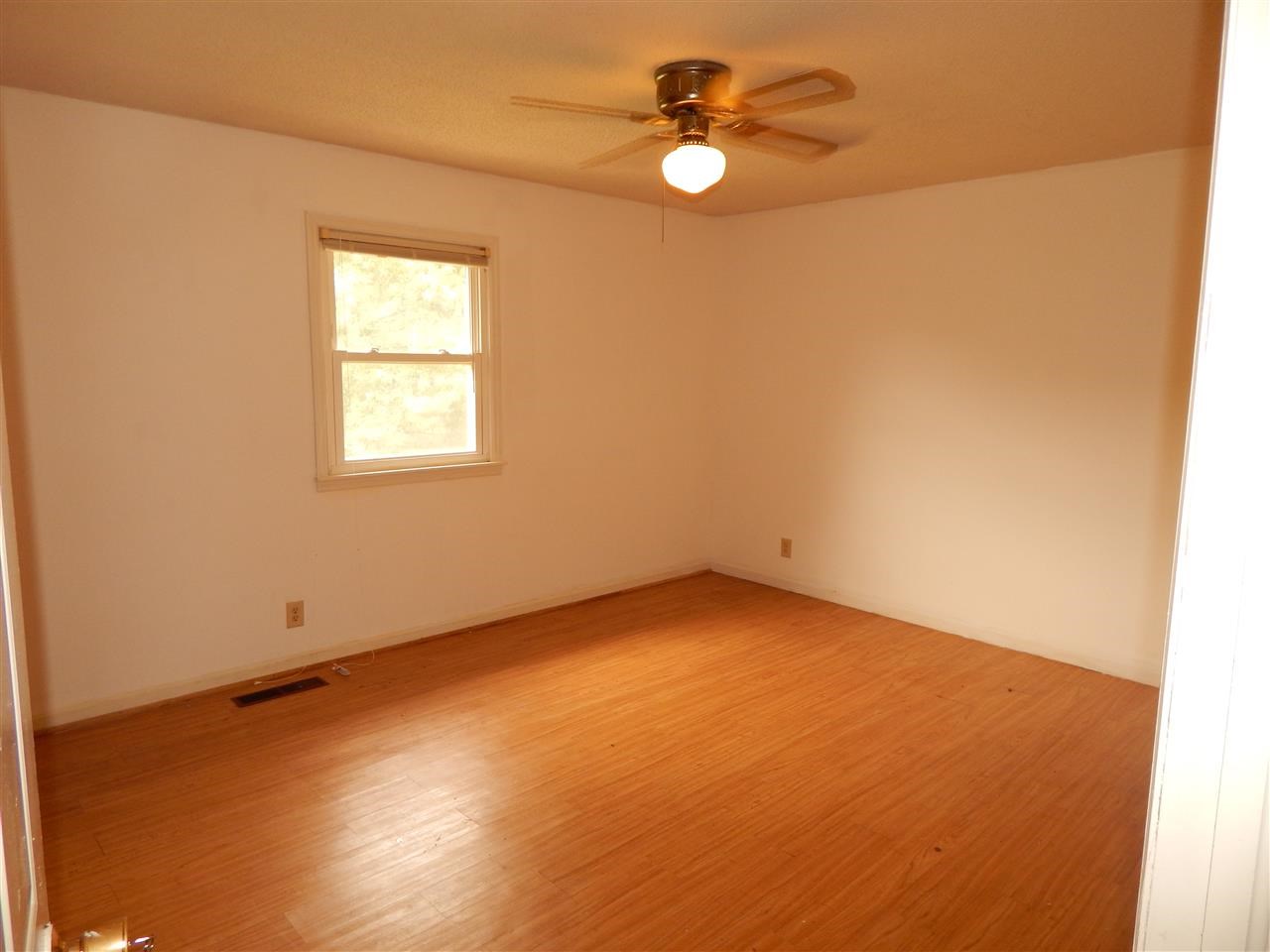 702 West Evergreen Road Evansville, IN 47710 - Photo 6 of 21 Gallery Image 6