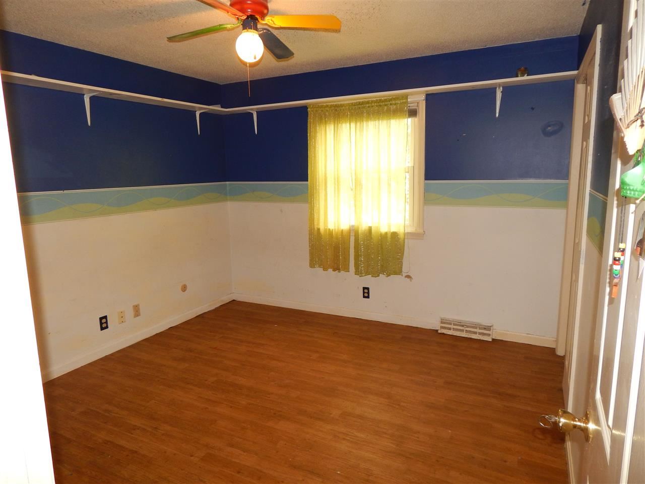 702 West Evergreen Road Evansville, IN 47710 - Photo 7 of 21 Gallery Image 7