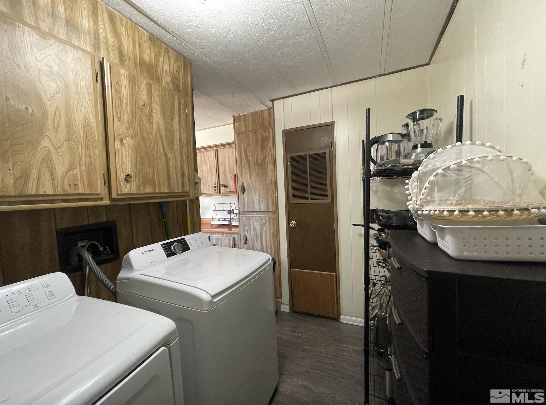 15480 Kivett Lane Reno, NV 89521 - Photo 5 of 18 Photo 5