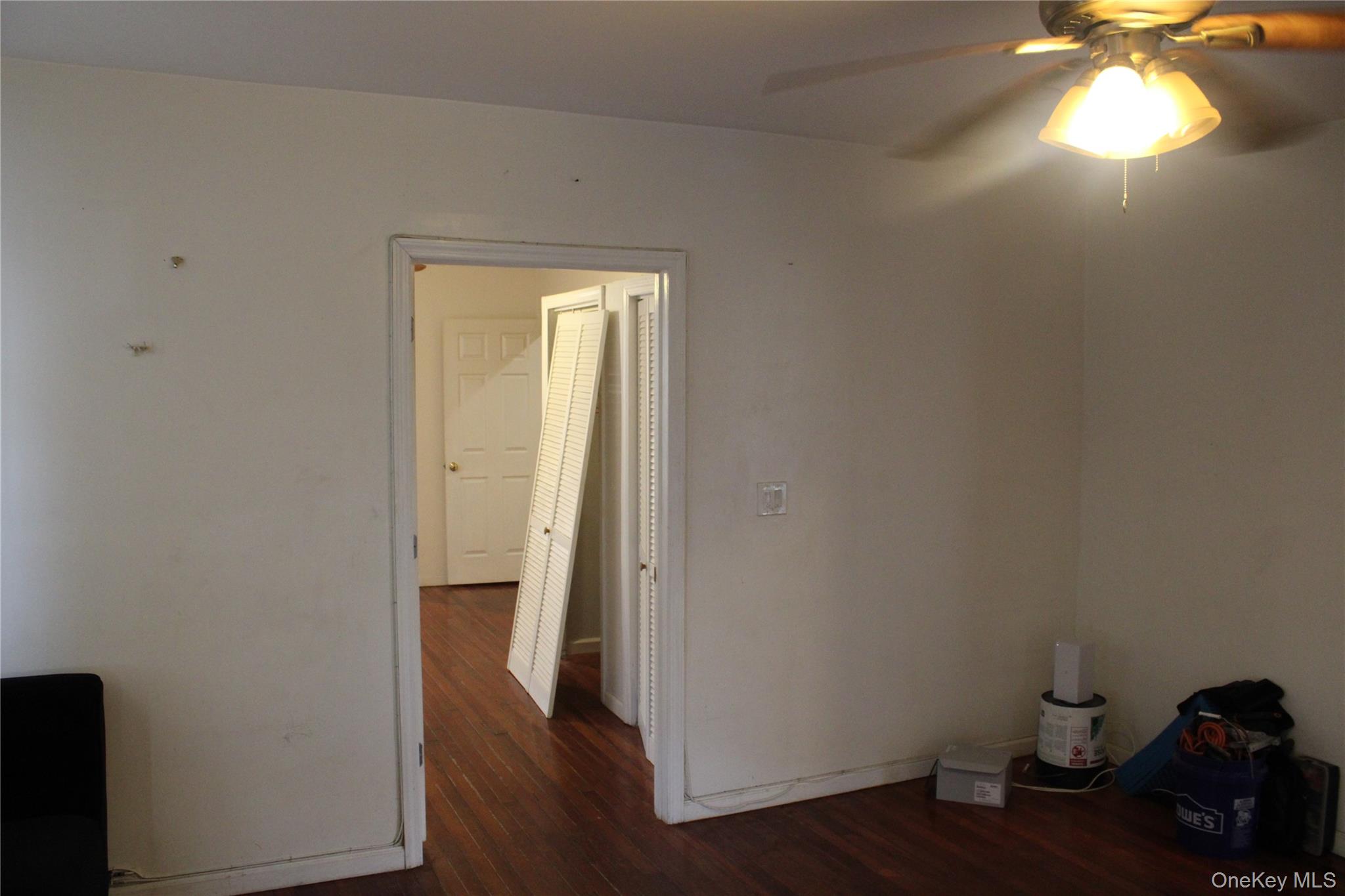 219-22 132nd Road Queens, NY 11413 - Photo 17 of 49
