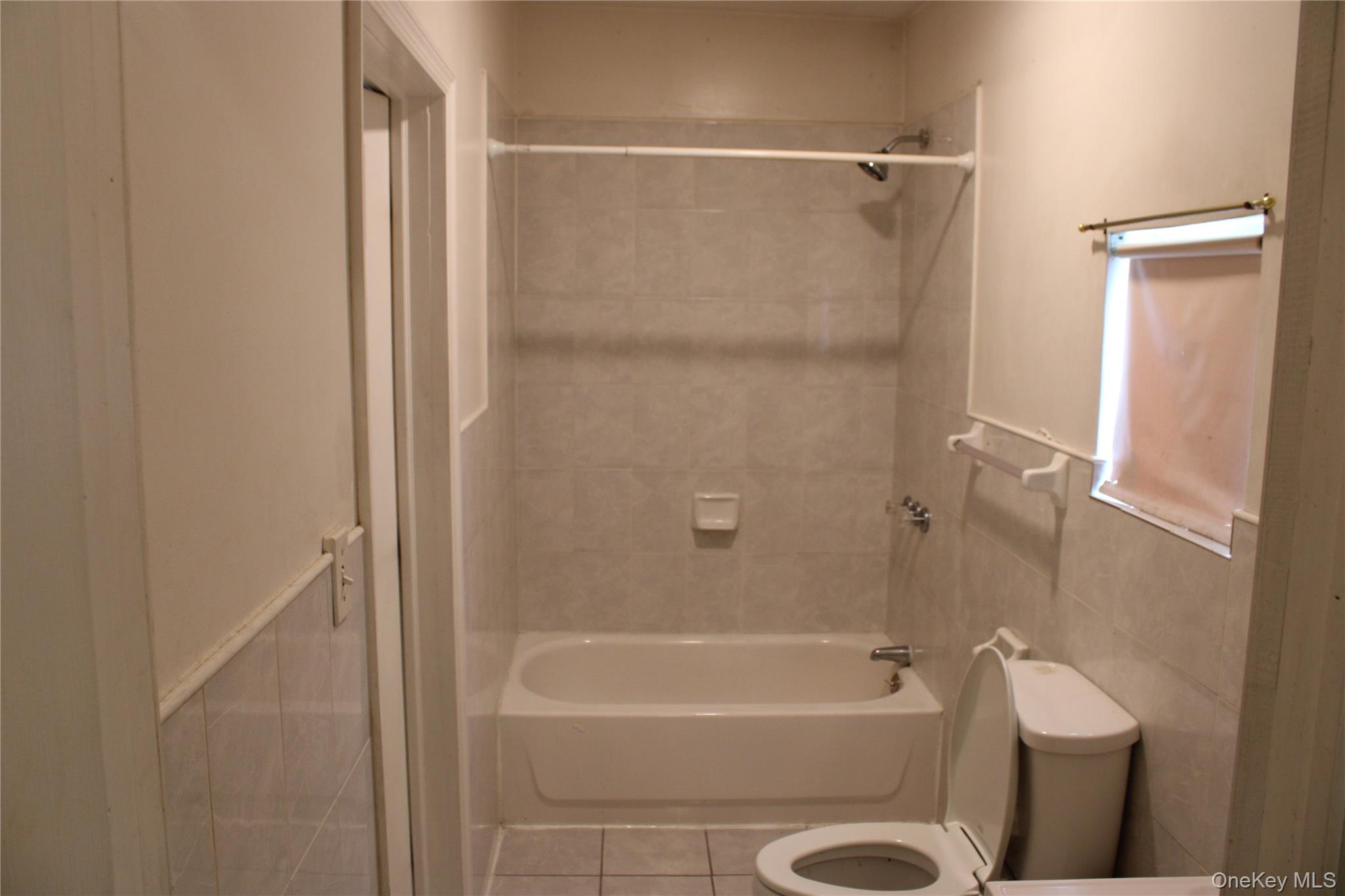 219-22 132nd Road Queens, NY 11413 - Photo 21 of 49