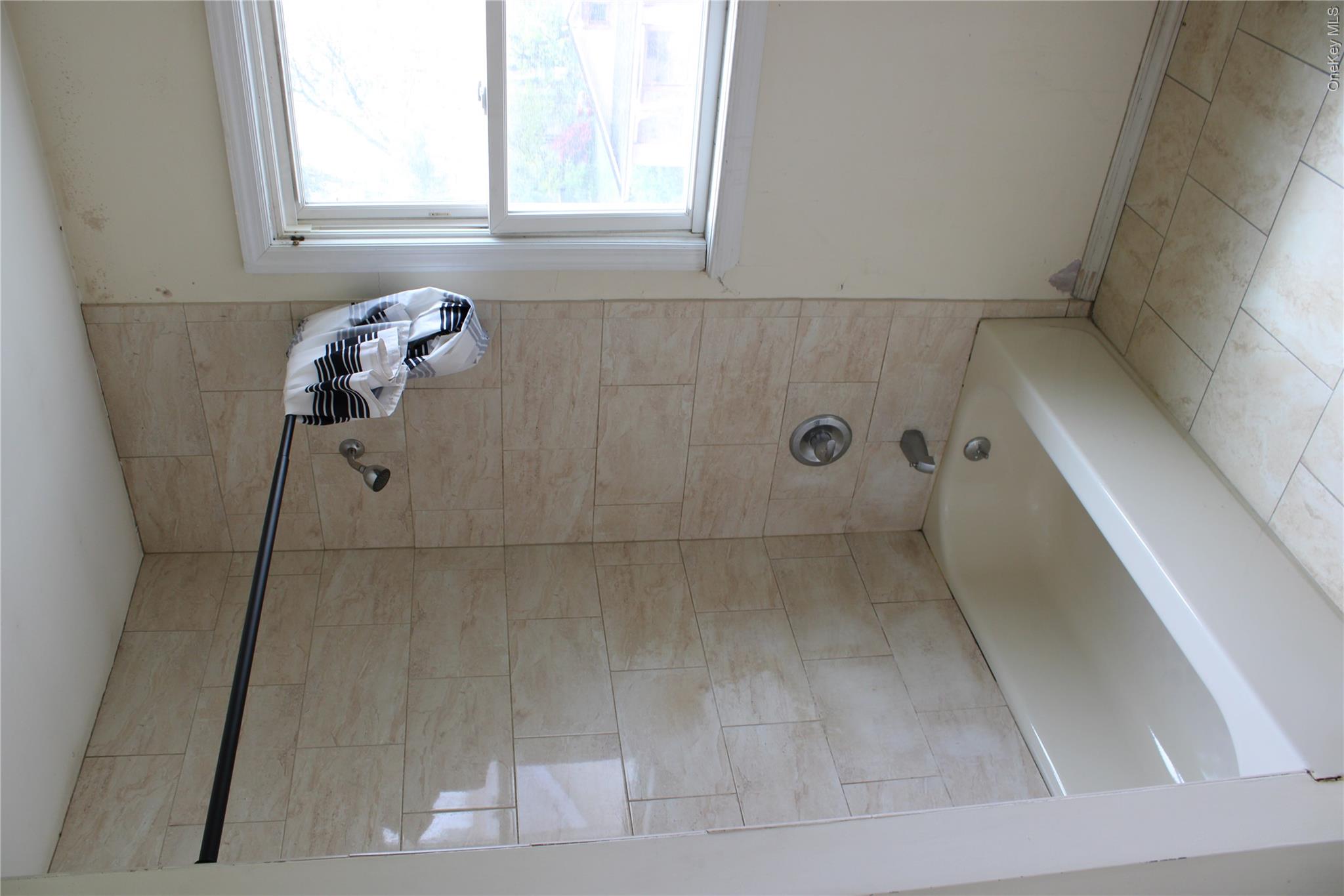 219-22 132nd Road Queens, NY 11413 - Photo 34 of 49
