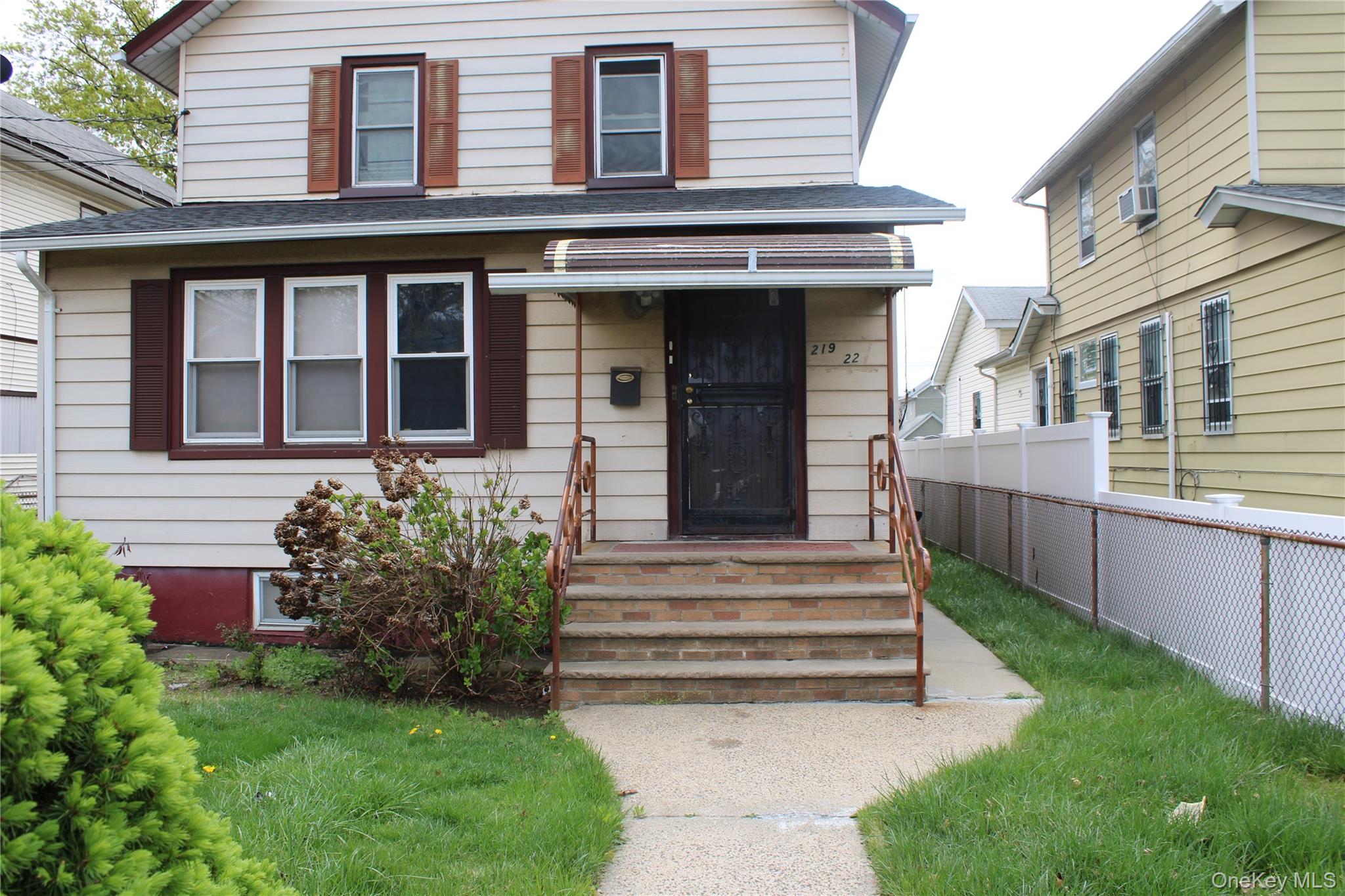 219-22 132nd Road Queens, NY 11413 - Photo 4 of 49
