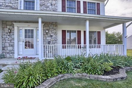 316 Royal Hunt Way Lititz, PA 17543 - Photo 3 of 36