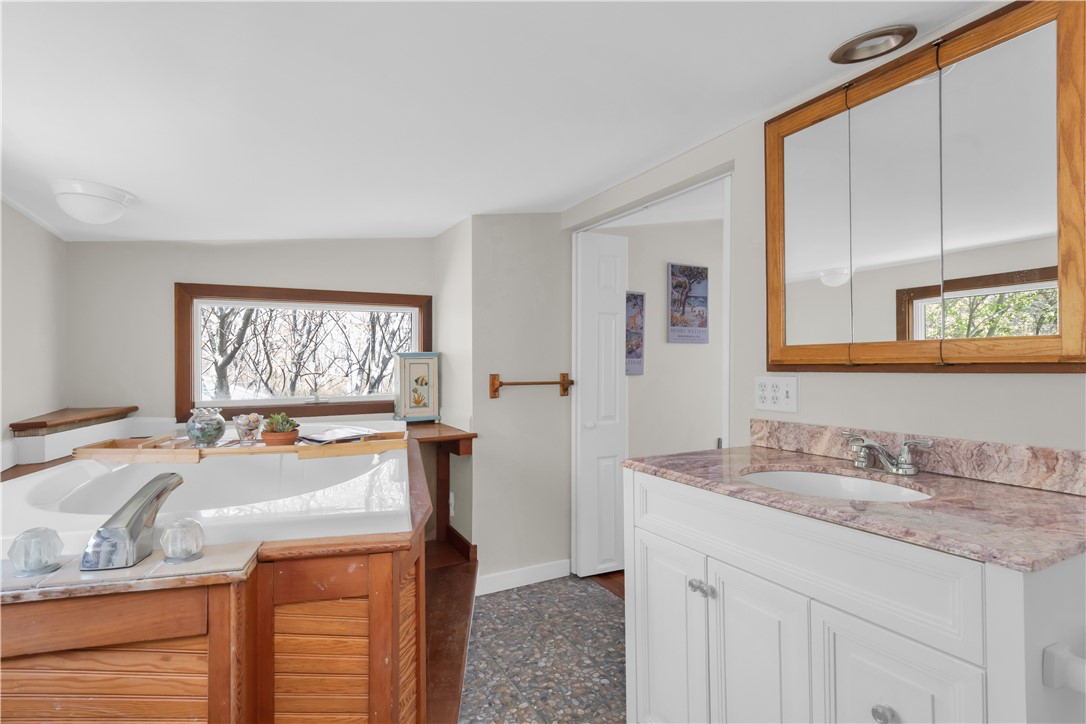 1 Mohawk Trail Narragansett, RI 02882 - Photo 16 of 23