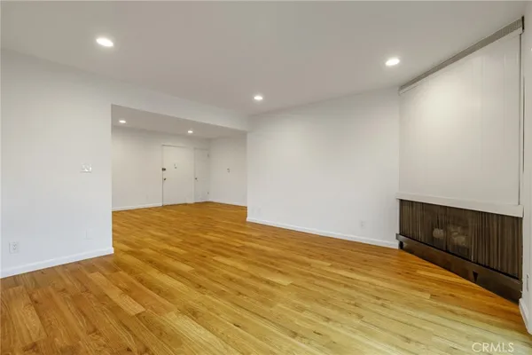 a view of empty room