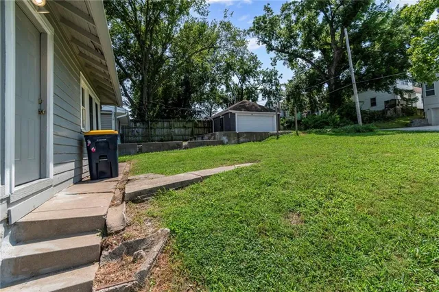 $169,000 | 5400 The Paseo, Kansas City, MO 64110